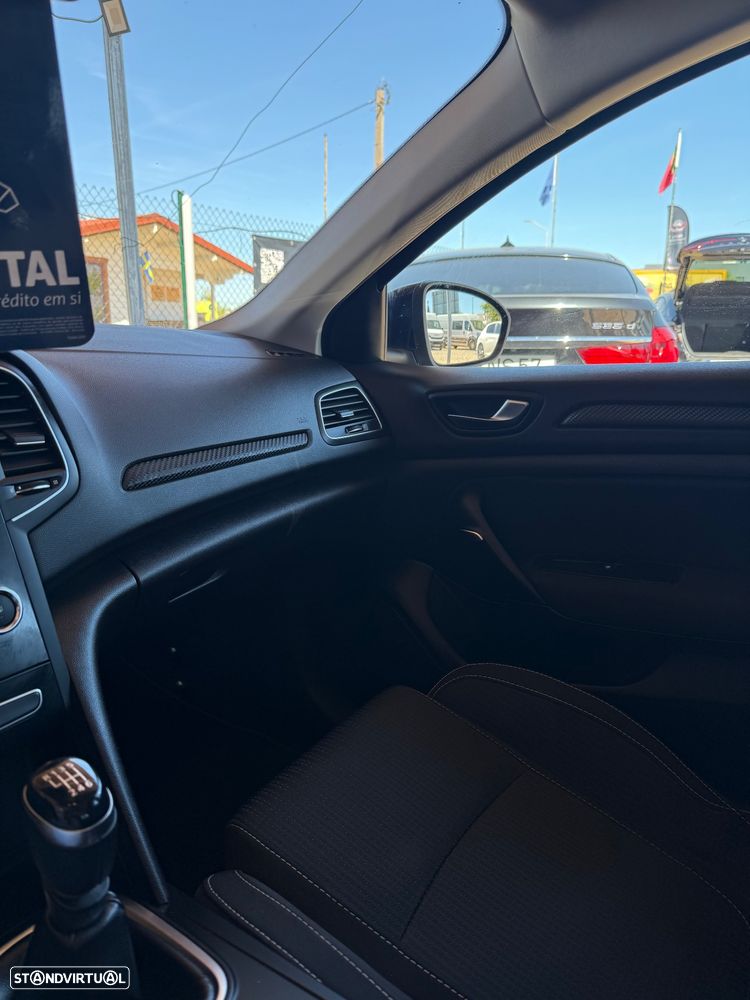 Renault Mégane BLUE dCi 115 BUSINESS EDITION - 16