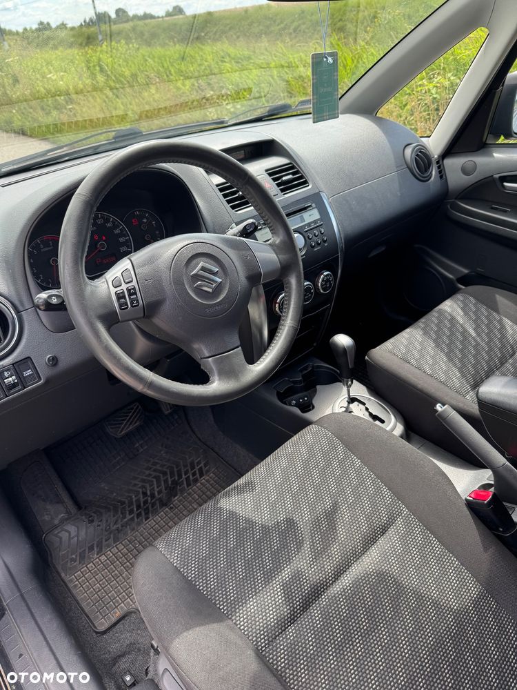 Suzuki SX4 1.6 VVT Automatik 4x2 Comfort - 2