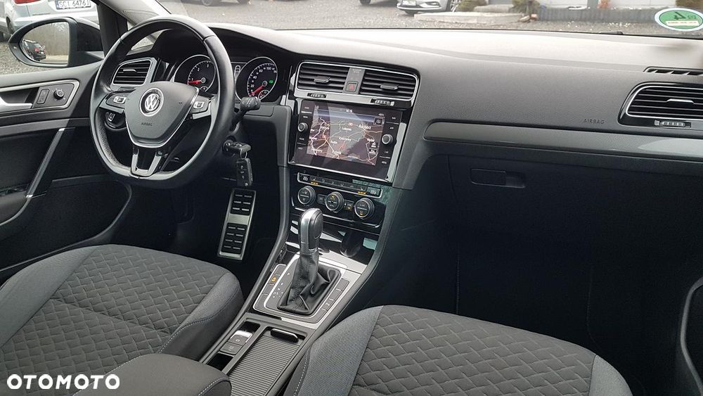 Volkswagen Golf 1.6 TDI SCR DSG Join - 17