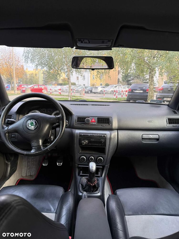 Skoda Octavia 1.8T RS - 6