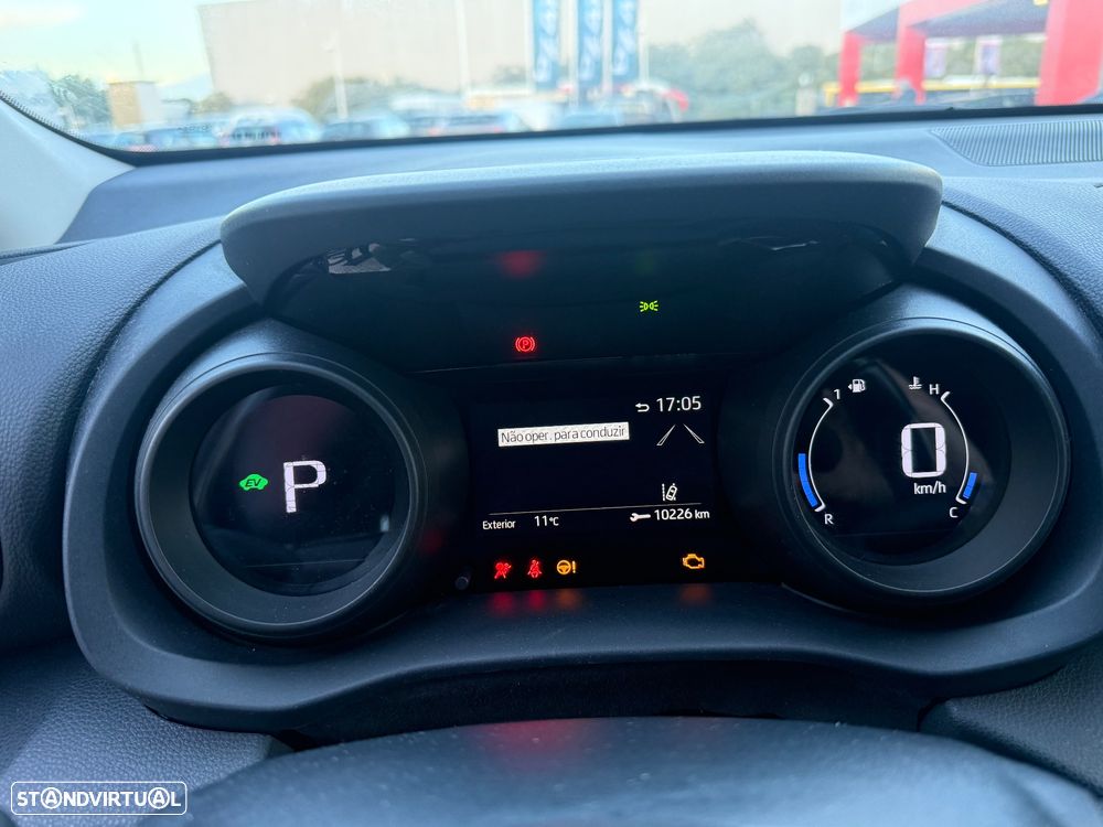 Toyota Yaris 1.5 HDF Exclusive - 6