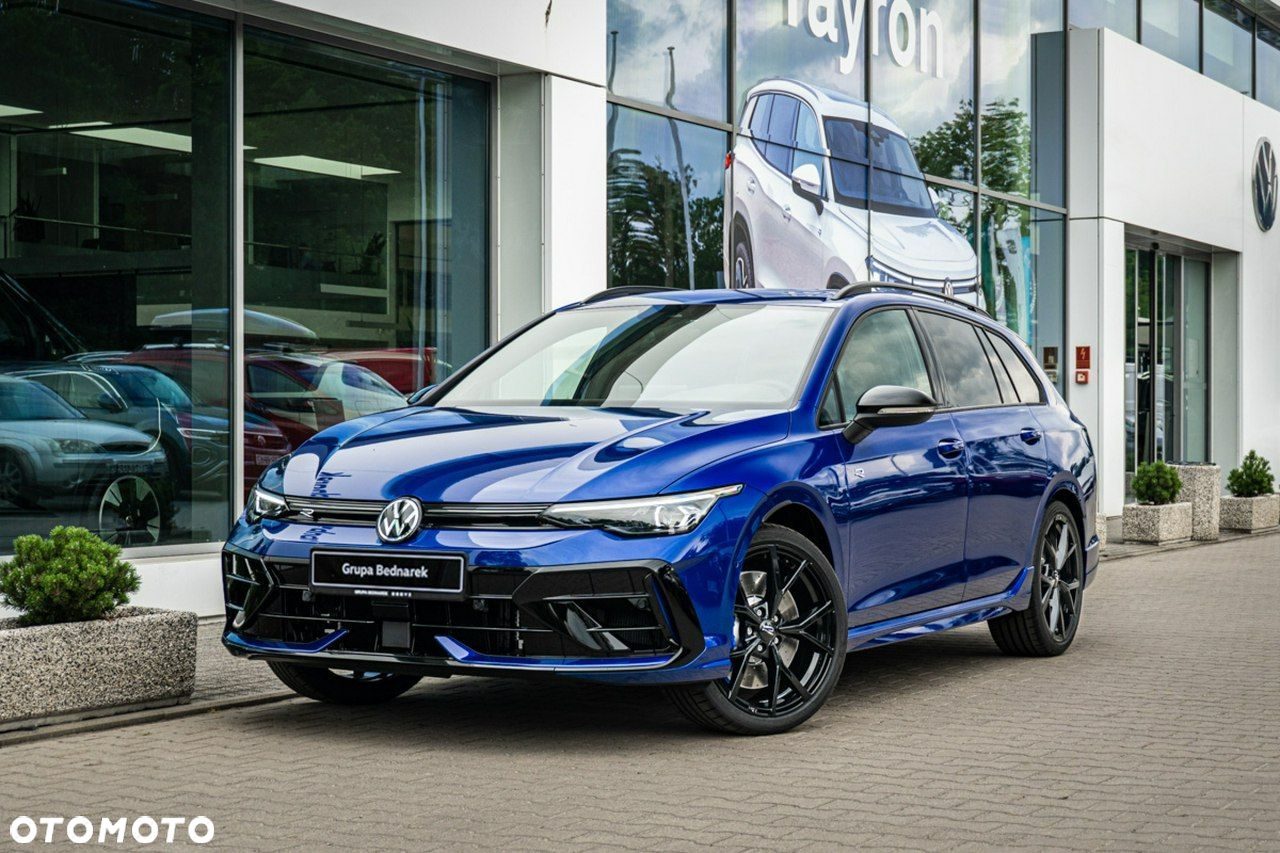 Volkswagen Golf - 2