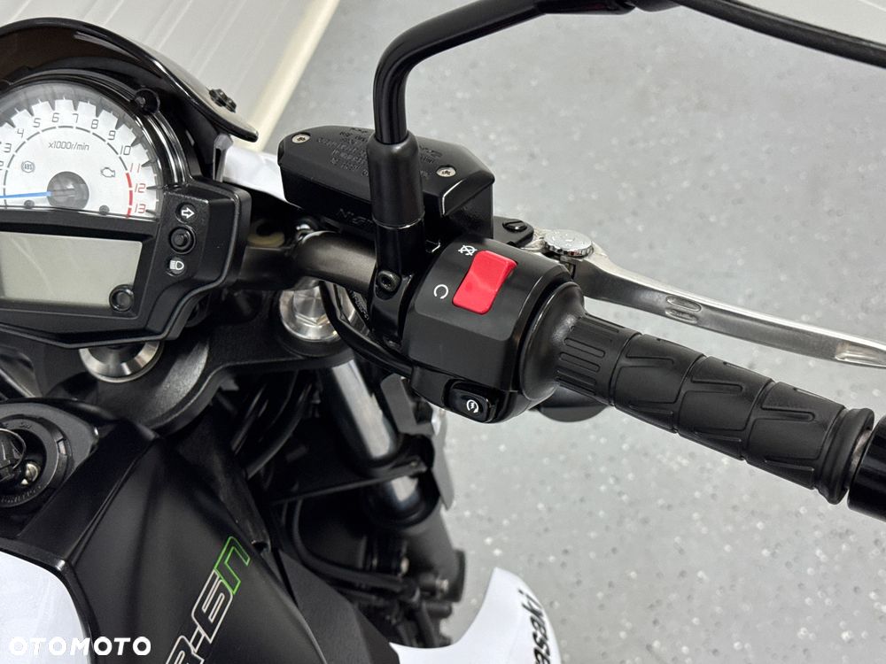 Kawasaki ER - 19
