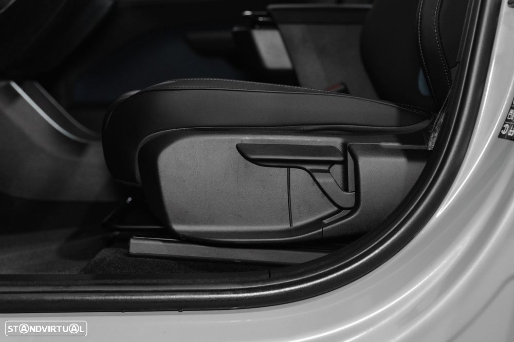 Volvo EX30 69 kWh Single Motor Extended Range Core - 27