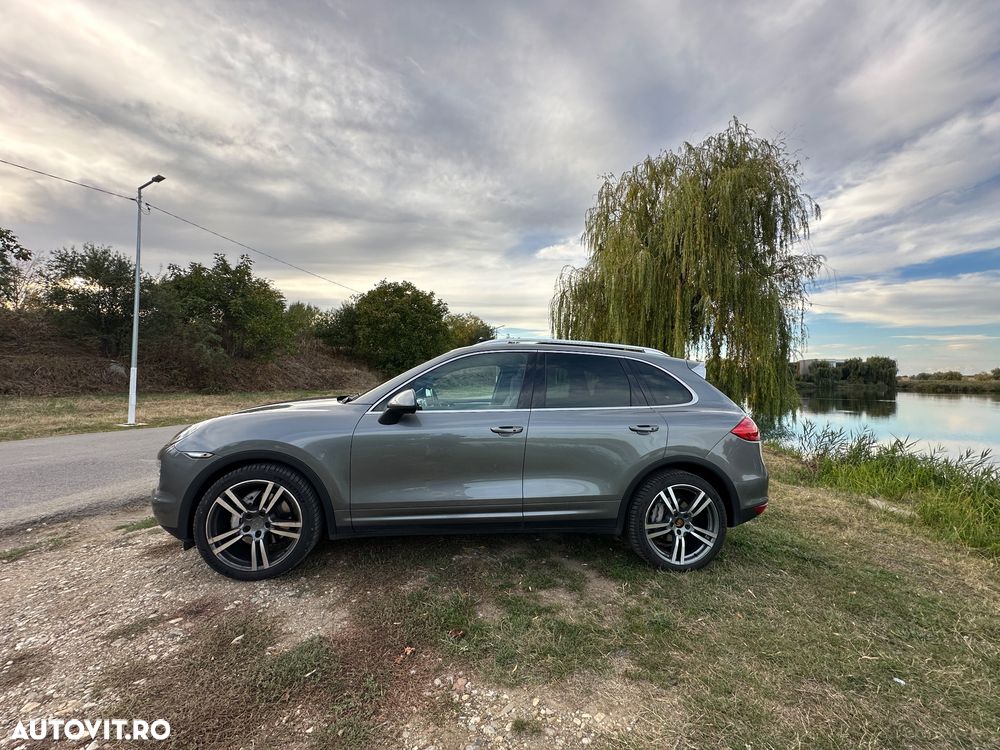Porsche Cayenne - 5