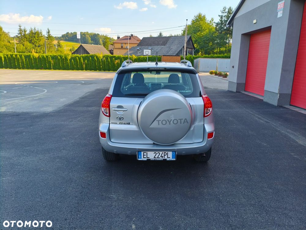 Toyota RAV4 2.0 4x4 Automatik Sol - 4