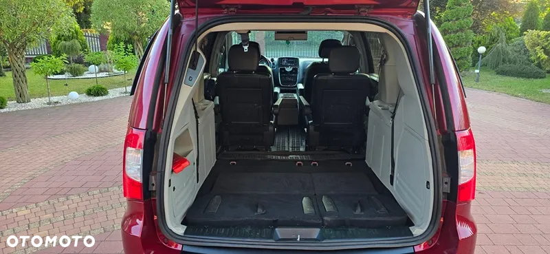 Chrysler Town & Country 3.6 Touring - 15