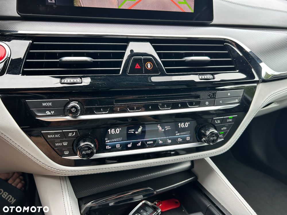 BMW M5 - 32