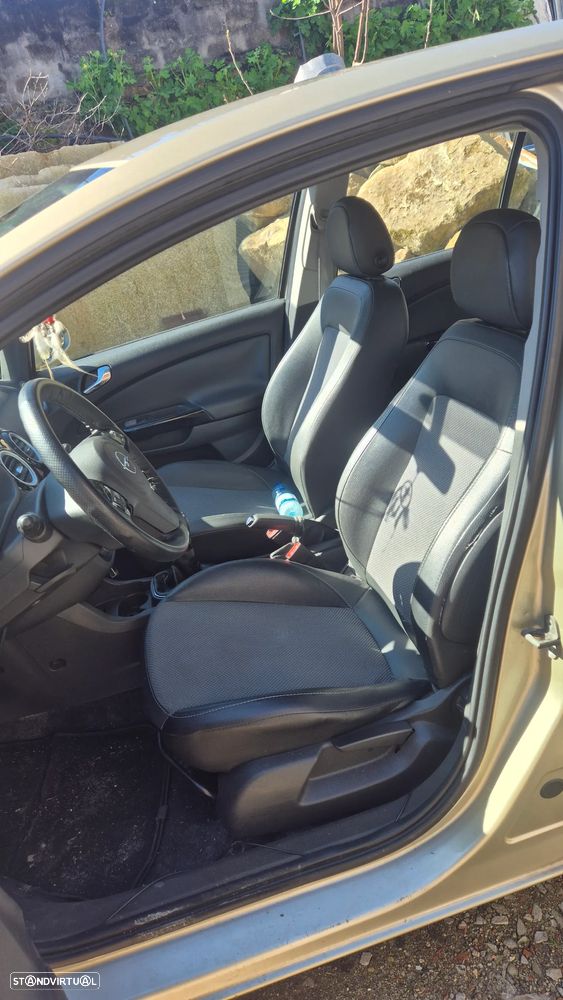 Opel Corsa 1.2 Cosmo 111 - 6