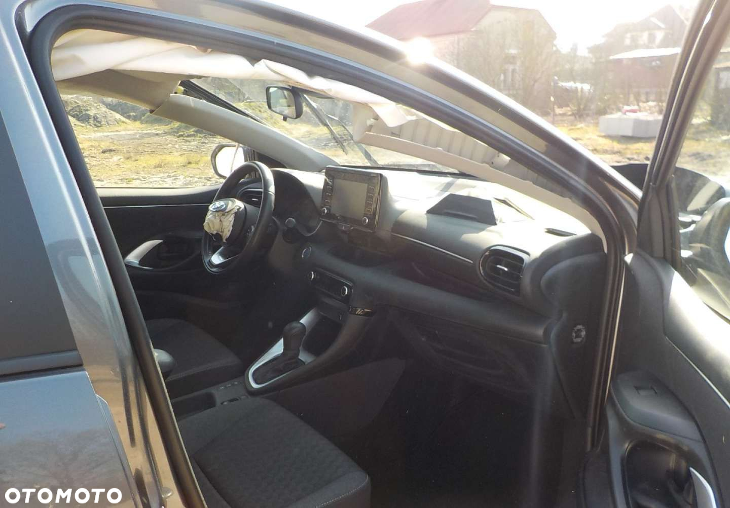Toyota Yaris - 25