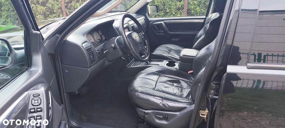 Jeep Grand Cherokee - 18