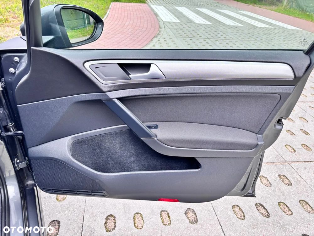 Volkswagen Golf 1.6 BlueTDI DSG Trendline - 34