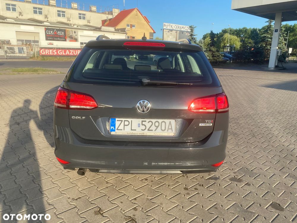 Volkswagen Golf 1.6 TDI BlueMotion Trendline - 4