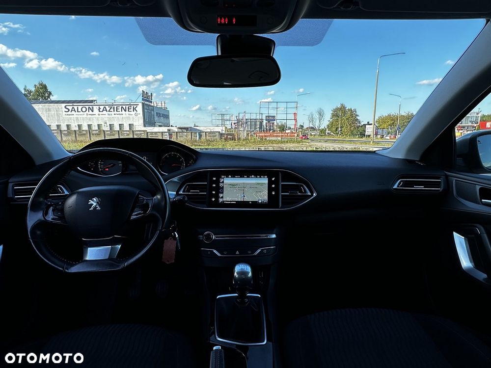 Peugeot 308 125 THP Active - 22