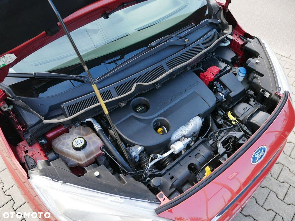 Ford Tourneo Courier - 24