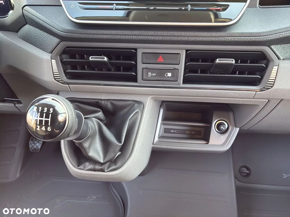 Volkswagen Crafter 35 Furgon L4H3, 2.0BiTDI 177KM, 4490mm, Wysoki dach - 31