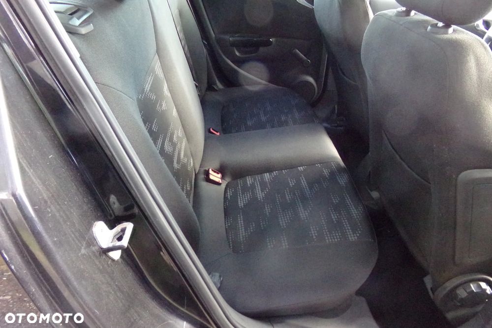 Opel Corsa - 16