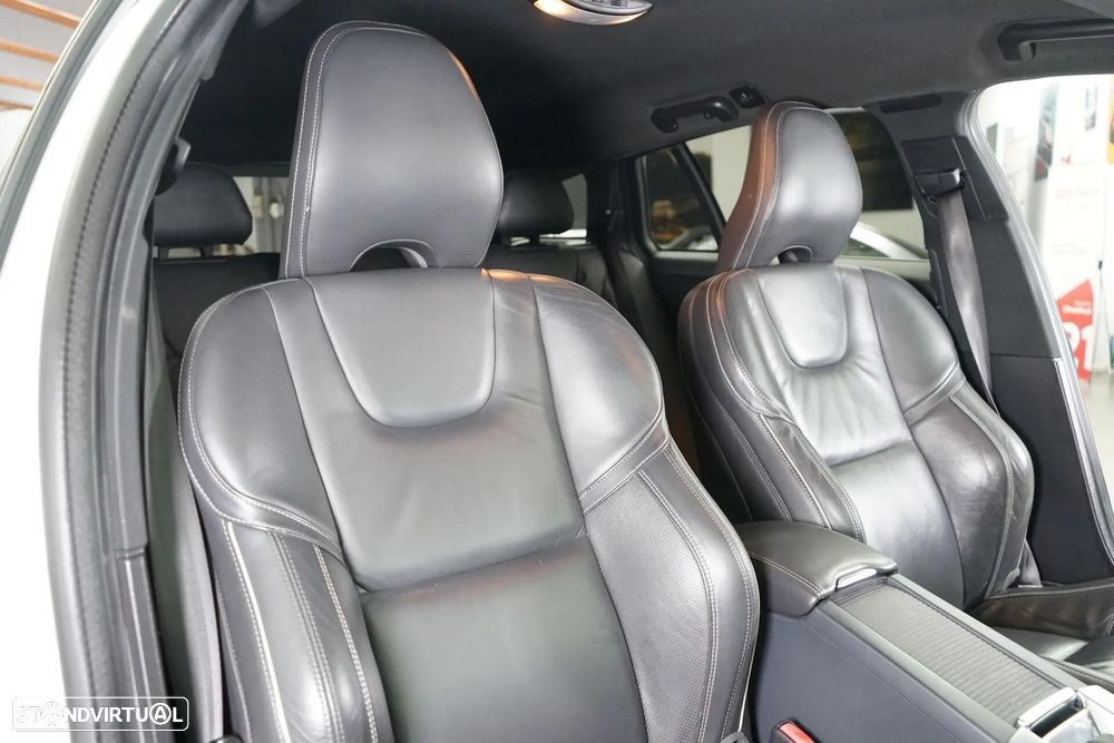Volvo V60 2.4 D6 R-Design AWD Phev - 37