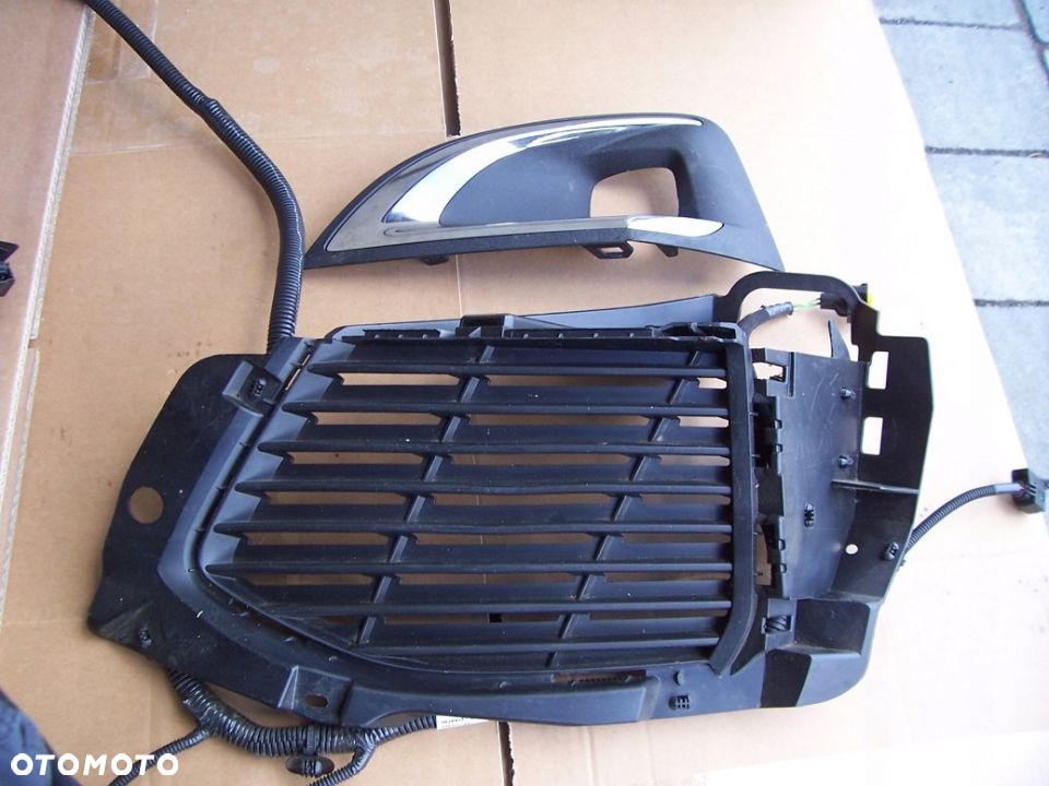 PEUGEOT 3008 II 5008 II 17-24 LISTWA DRZWI LEWA PRZOD 9811674377 ORYGI. - 9