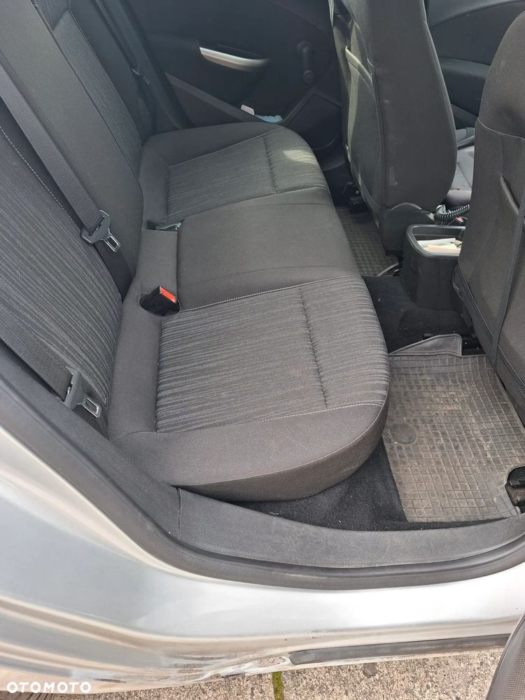 Opel Astra 1.6 - 7