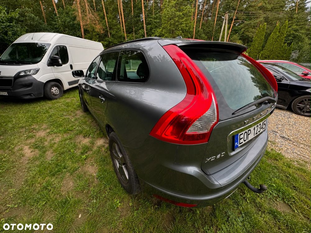 Volvo XC 60 D3 Drive-E Momentum - 7