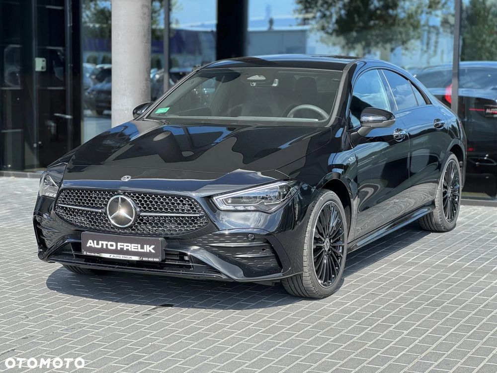 Mercedes-Benz CLA 250 E AMG Line 8G-DCT - 4