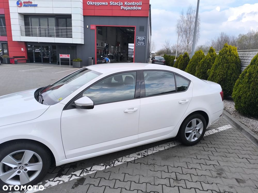 Skoda Octavia 1.6 TDI SCR Ambition - 3