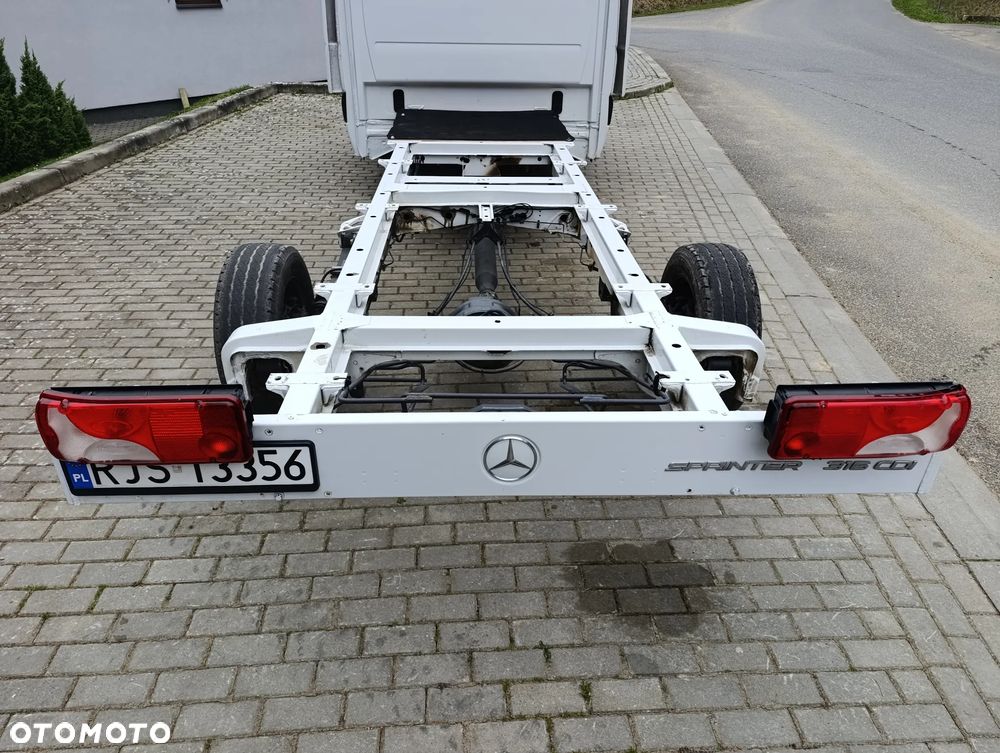 Mercedes-Benz sprinter - 11