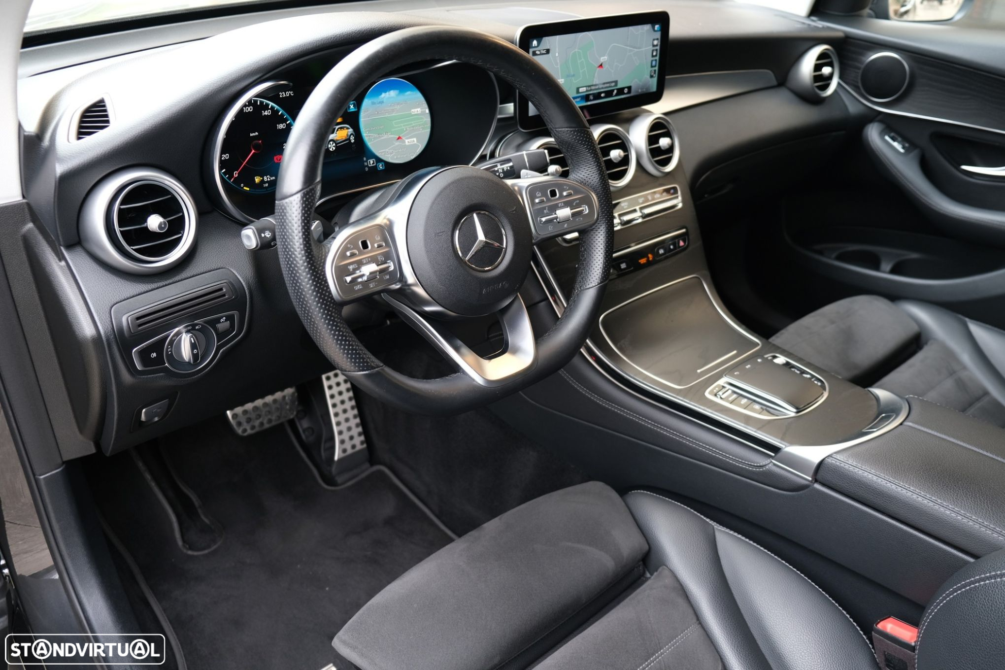 Mercedes-Benz GLC 300 e 4Matic - 11