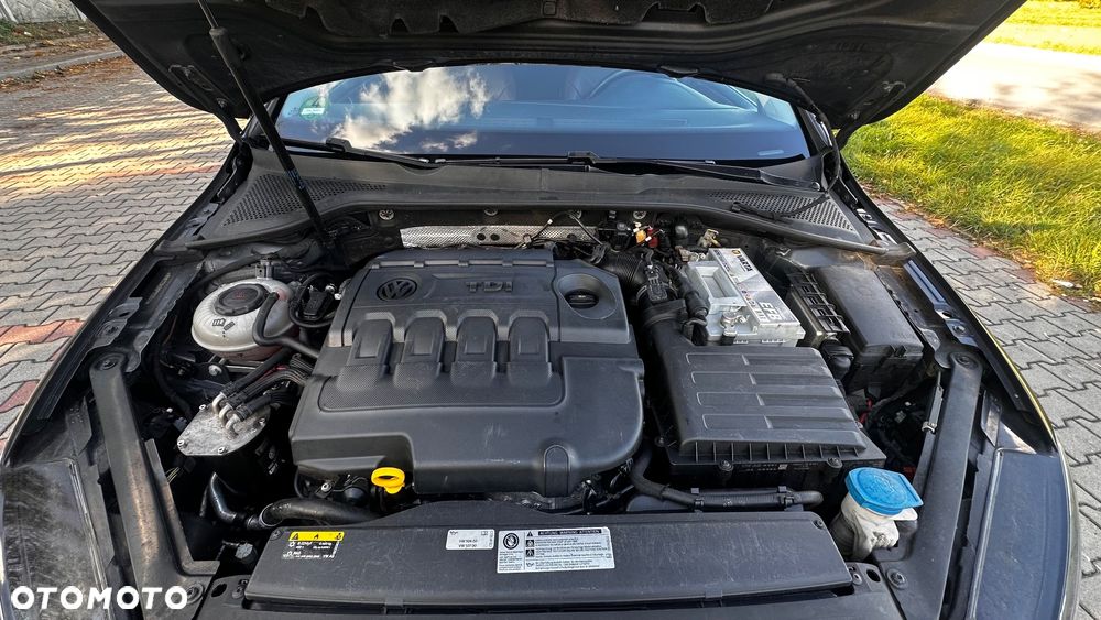 Volkswagen Golf Variant 1.6 TDI BMT Highline DSG - 27