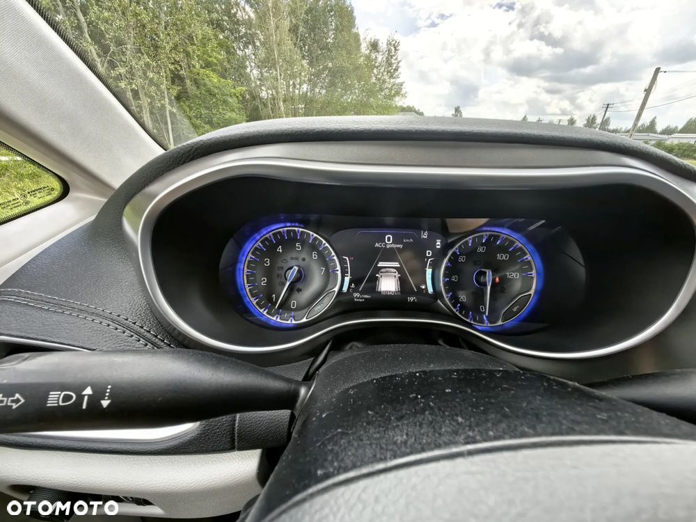 Chrysler Pacifica - 28