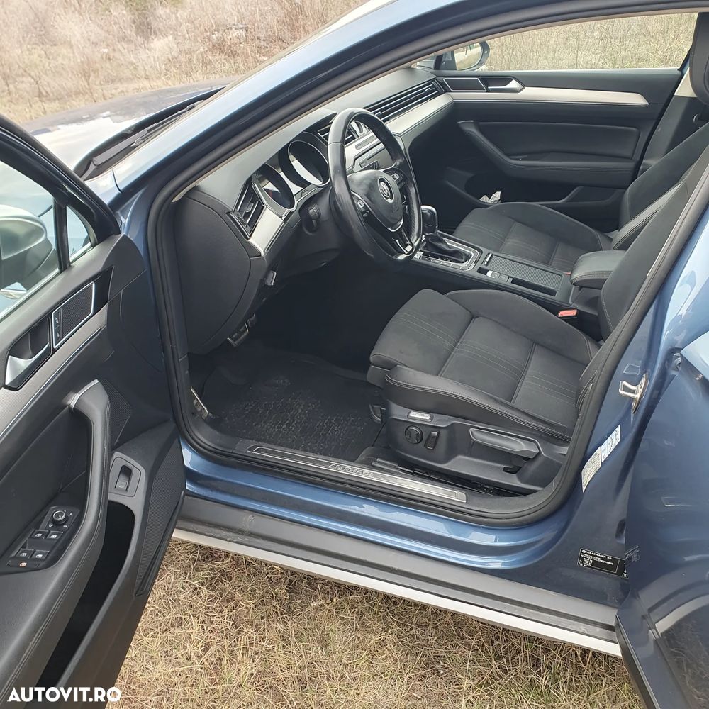 Volkswagen Passat Alltrack 2.0 TDI DSG 4Motion - 17