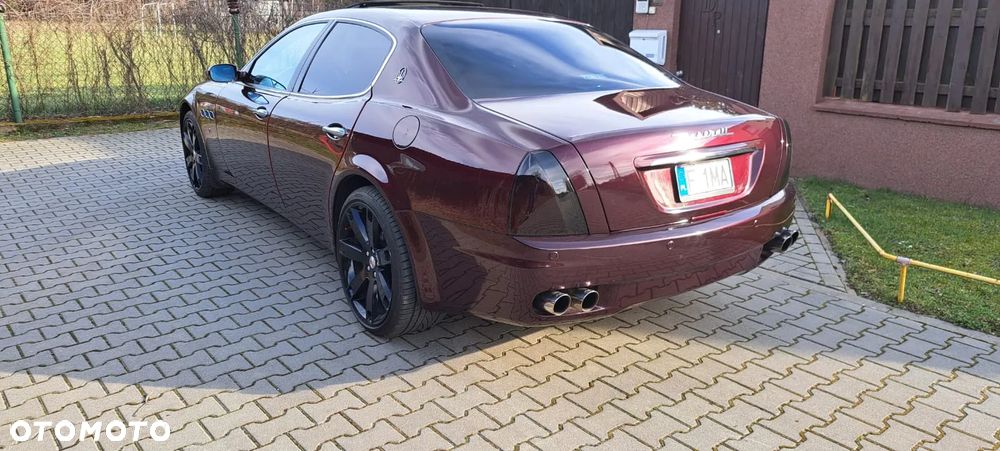 Maserati Quattroporte - 11