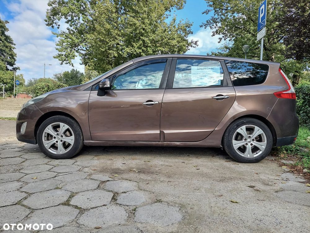 Renault Grand Scenic - 2