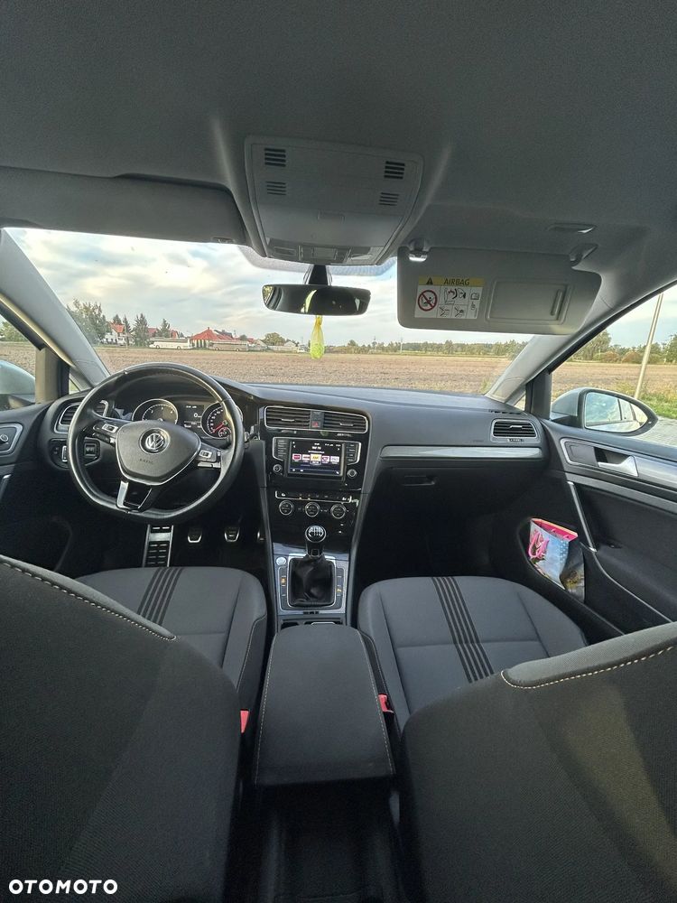 Volkswagen Golf - 7