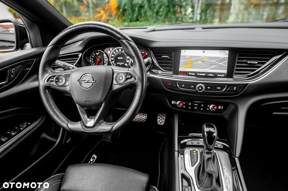 Opel Insignia 2.0 T 4x4 GSi S&S - 8