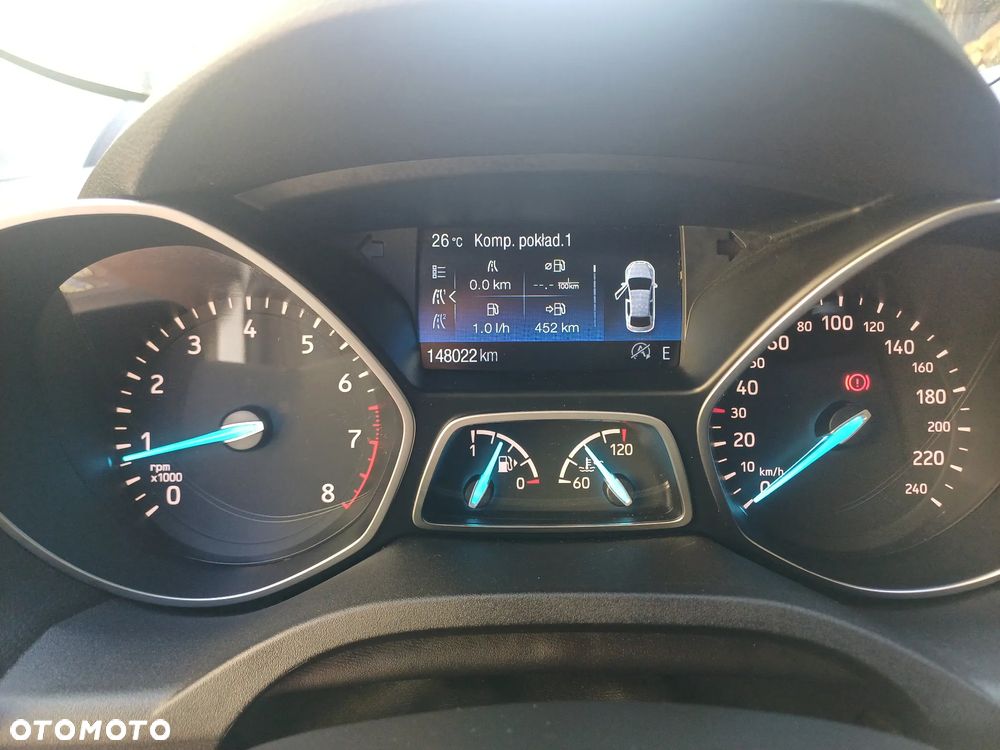 Ford Kuga 1.5 EcoBoost 2x4 Titanium - 15