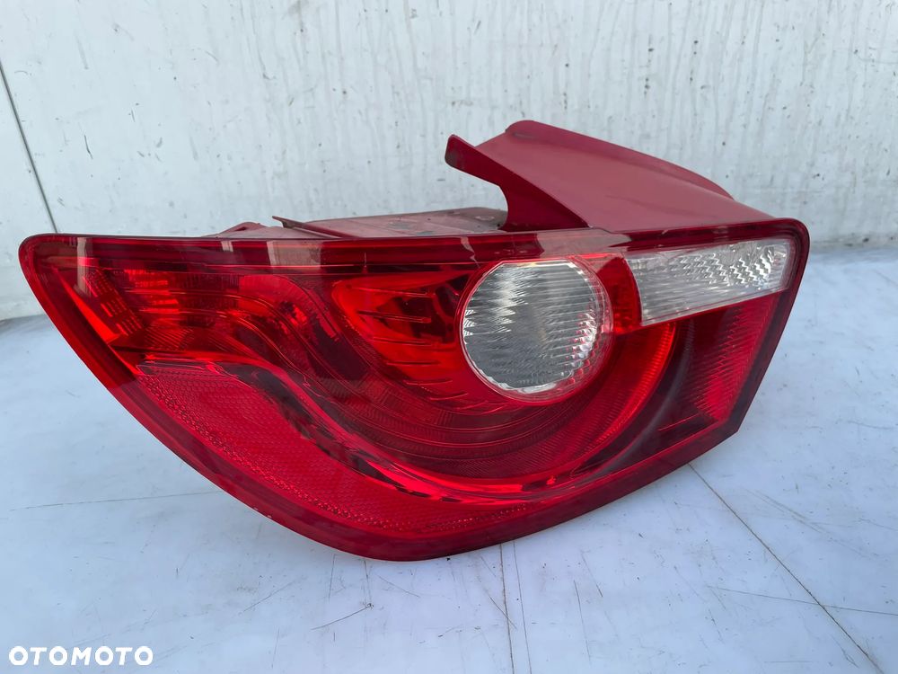 LAMPA LEWY TYŁ SEAT IBIZA IV 3D 6J3945095F - 1