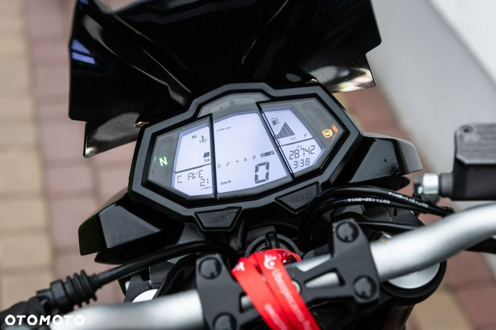 Yamaha MT - 7