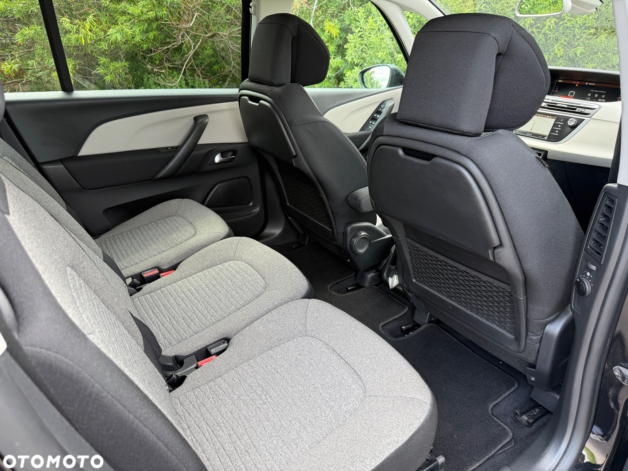 Citroën C4 Grand Picasso - 12