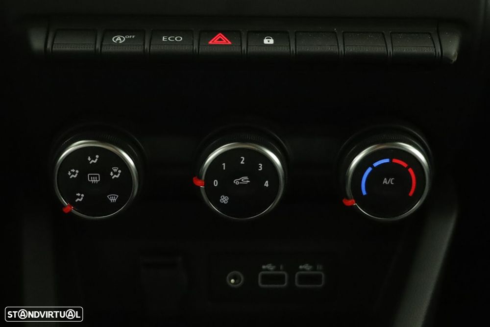 Renault Clio 1.0 TCe Evolution - 11