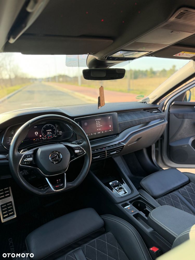 Skoda Octavia 2.0 TSI RS 245 DSG - 17