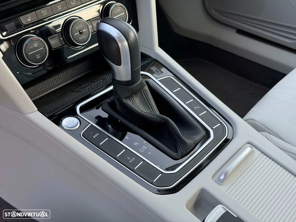 VW Passat 1.4 TSI DSG GTE - 12