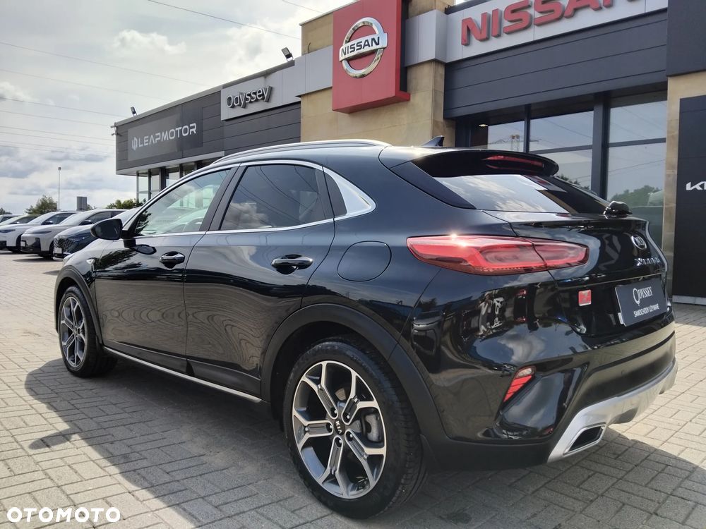 Kia XCeed 1.5 T-GDI M - 4