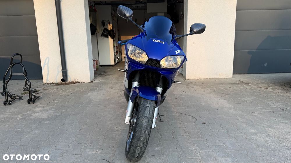 Yamaha R6 - 3