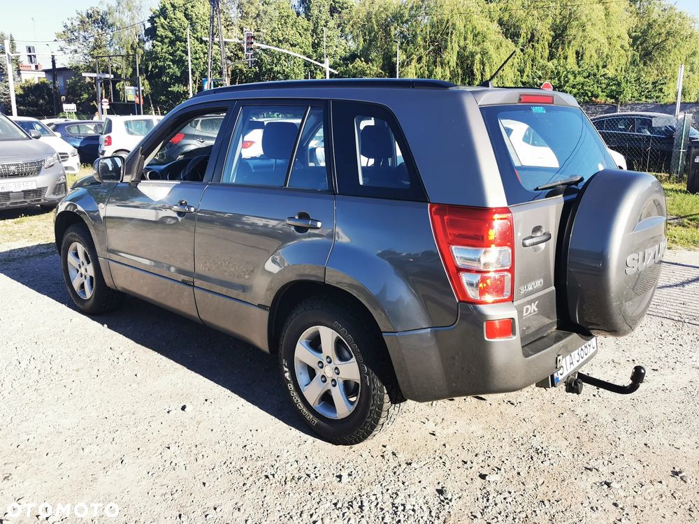 Suzuki Grand Vitara 2.0 Comfort + - 3