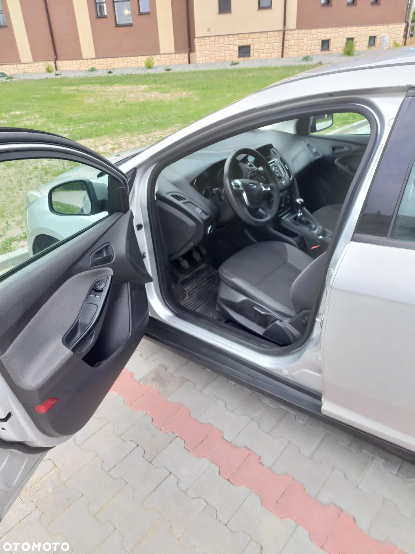Ford Focus - 10