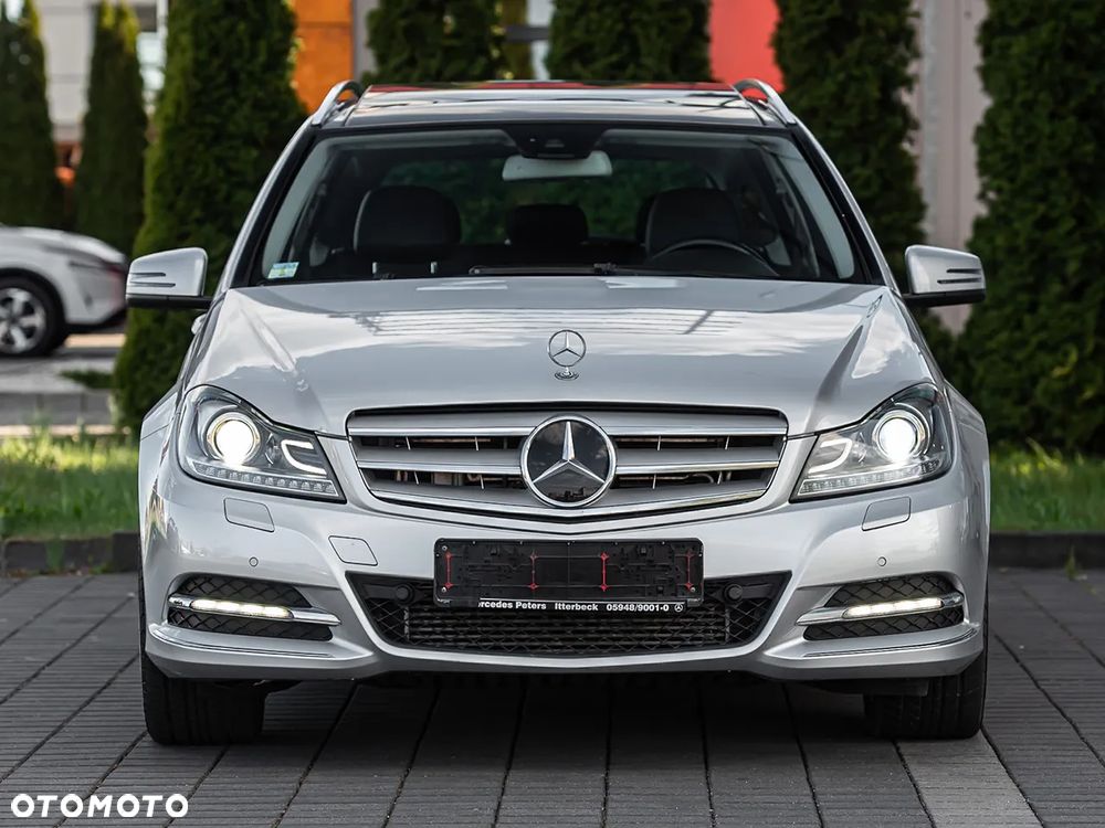 Mercedes-Benz Klasa C 30 T CDI AMG - 4