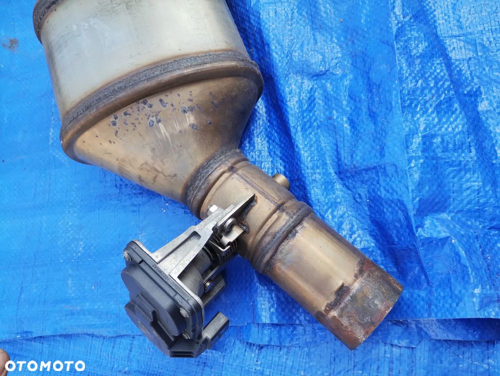 Audi Q5 80A 2.0 TDI  / Katalizator 80A131703D   / ORYGINAŁ - 4