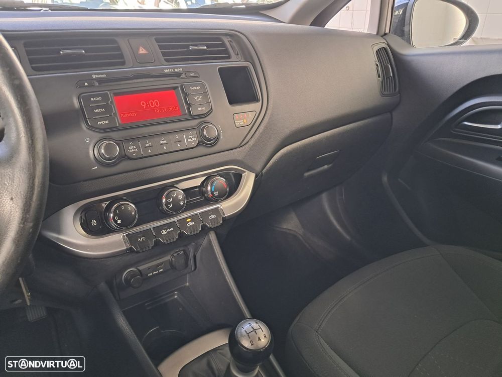 Kia Rio 1.2 CVVT LX - 7